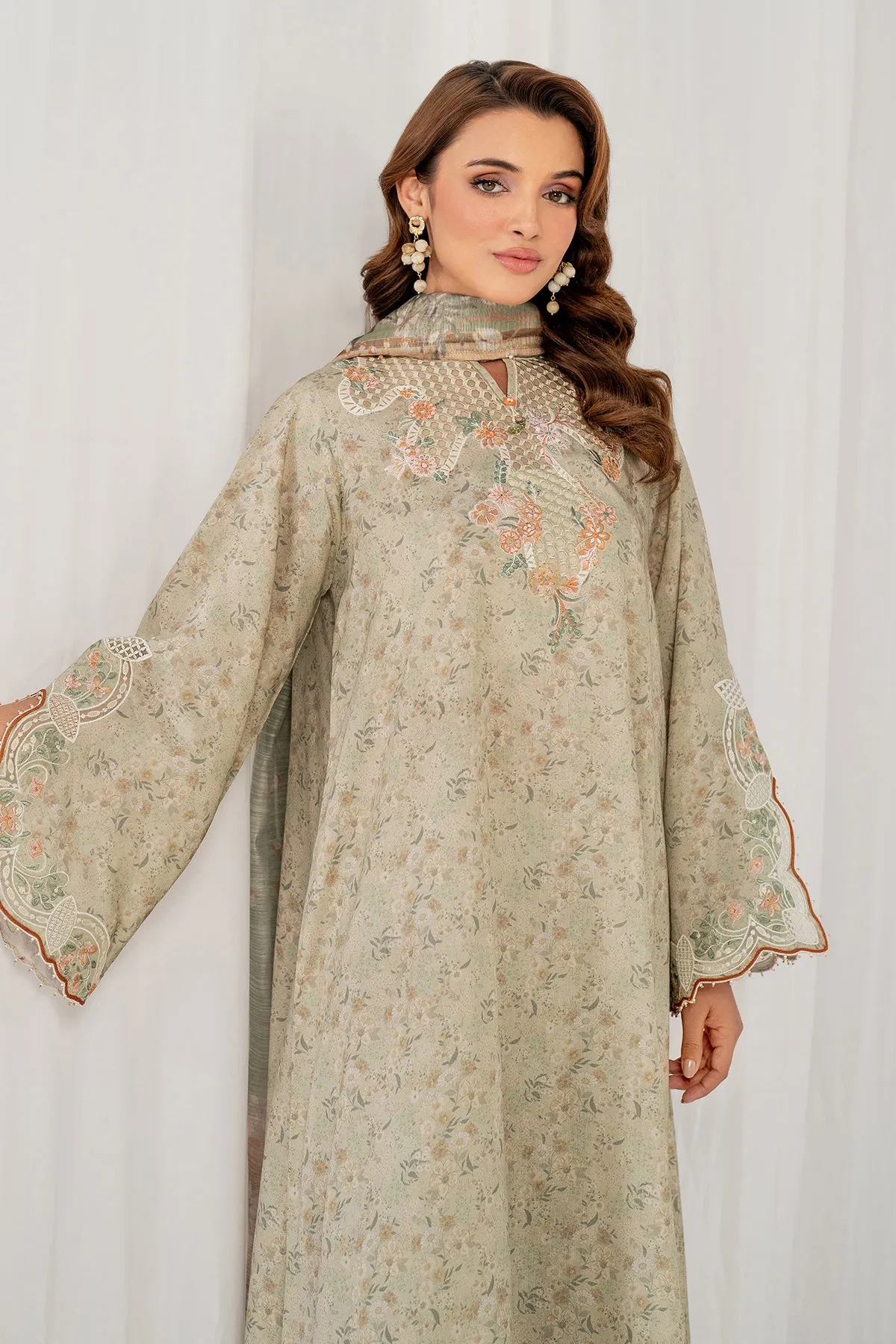 EMBROIDERED VISCOSE SILK SF-4047