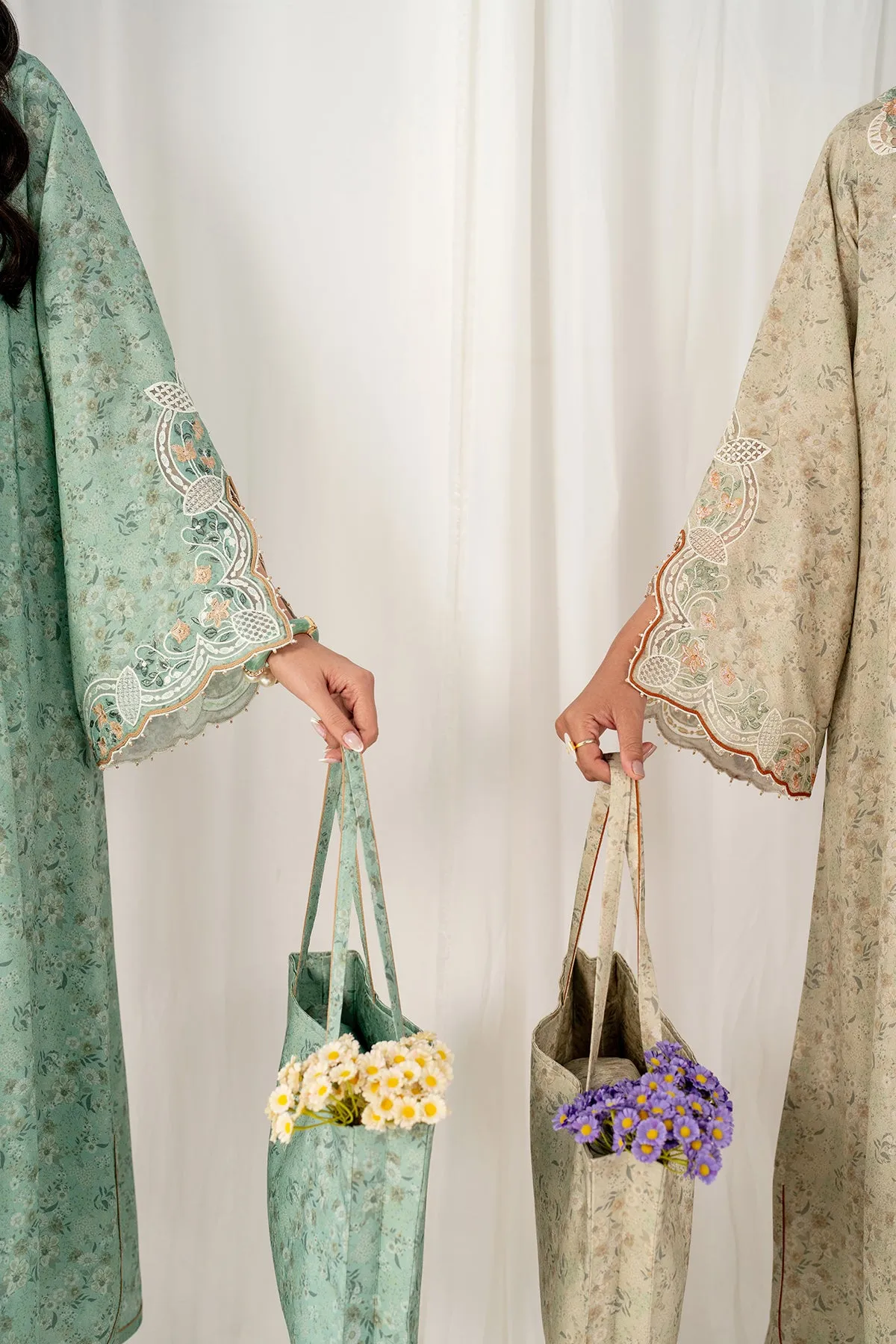 EMBROIDERED VISCOSE SILK SF-4047