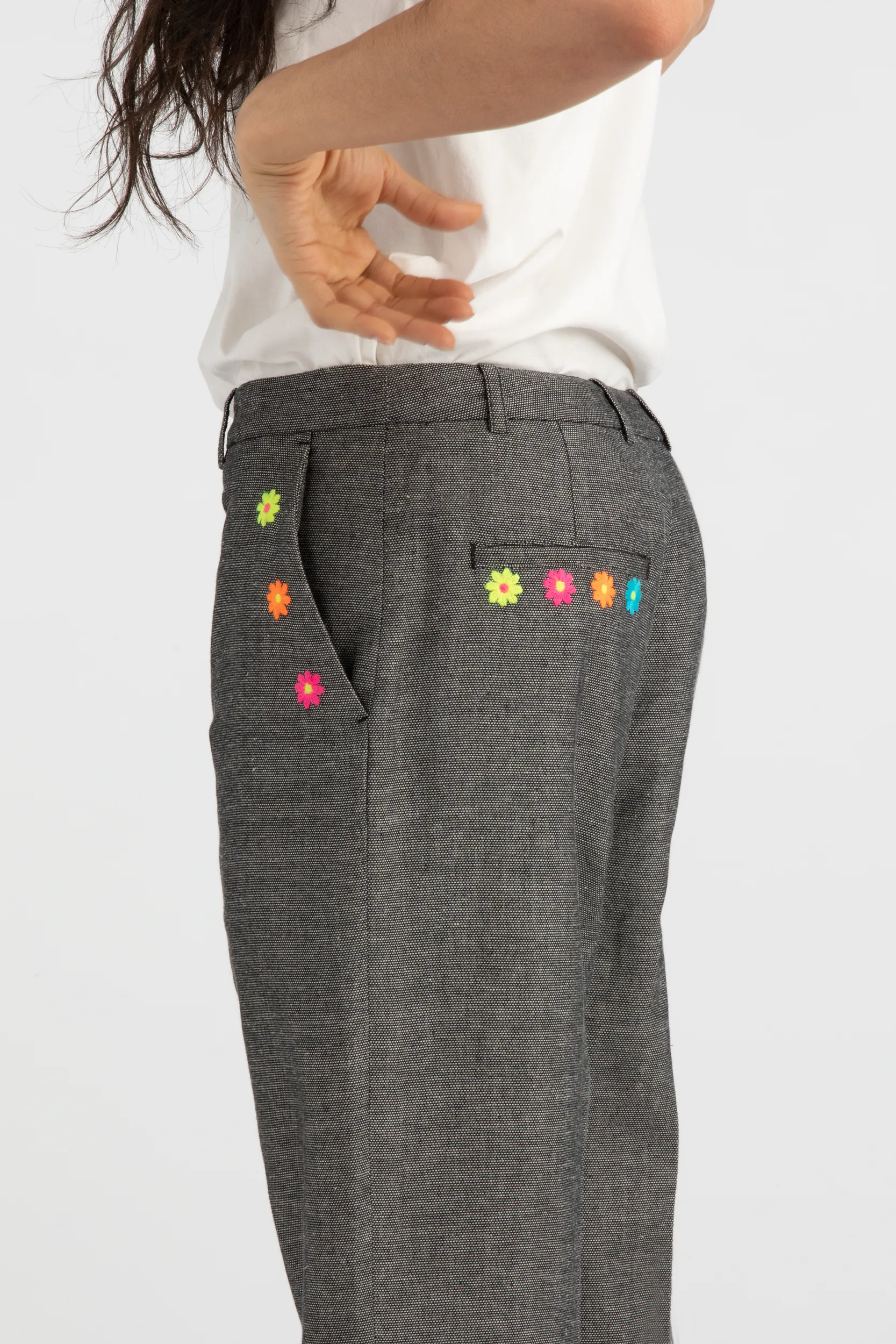 Flower Embroidered Tailored Trousers
