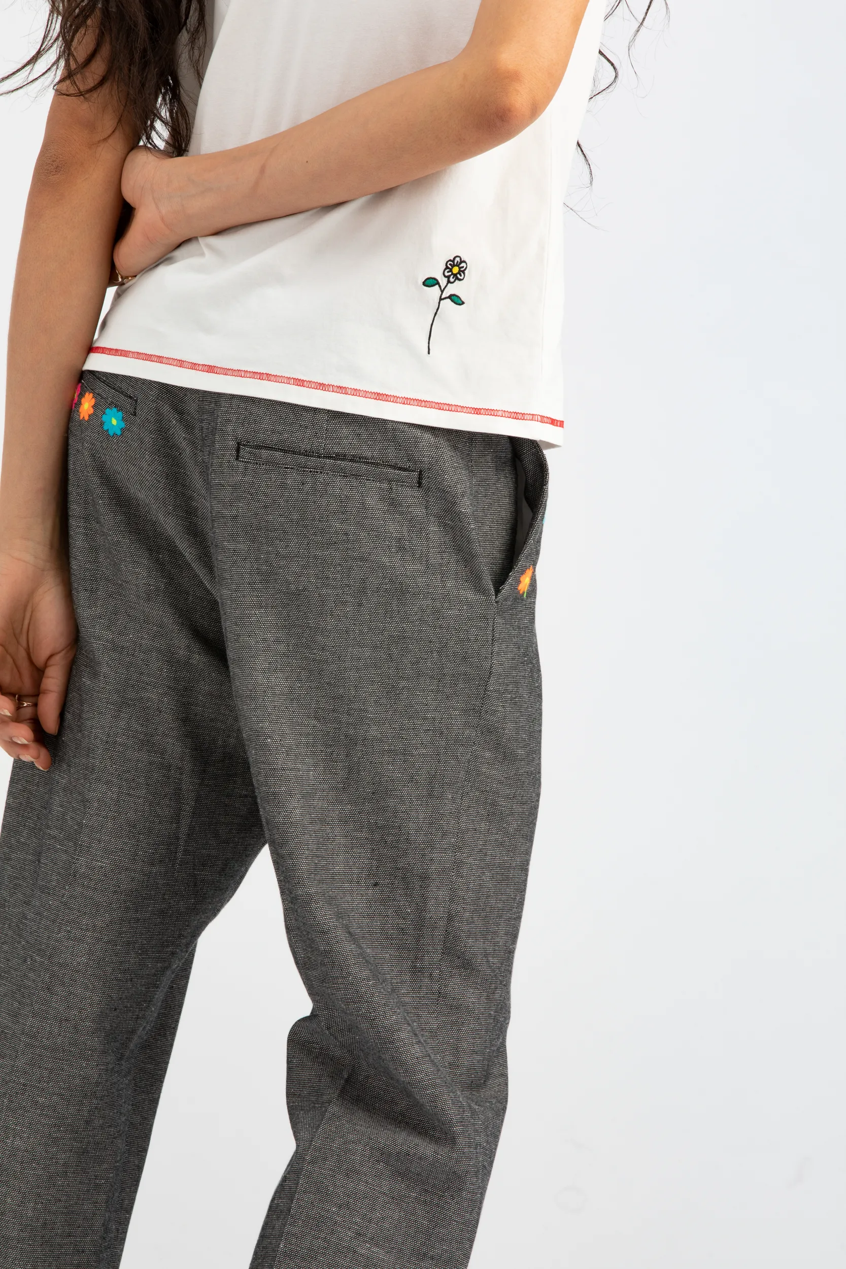 Flower Embroidered Tailored Trousers