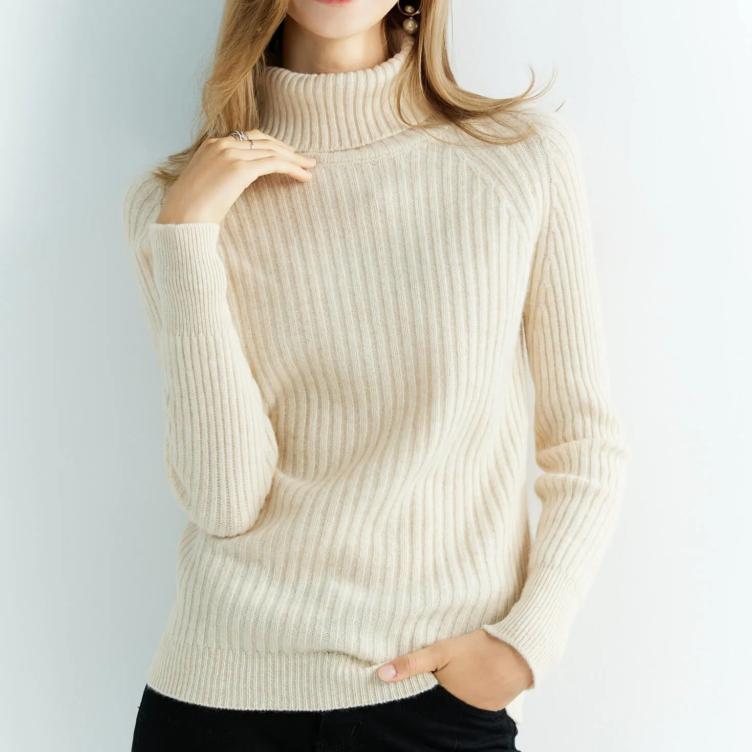 Lucinda - Elegant Wool Sweater