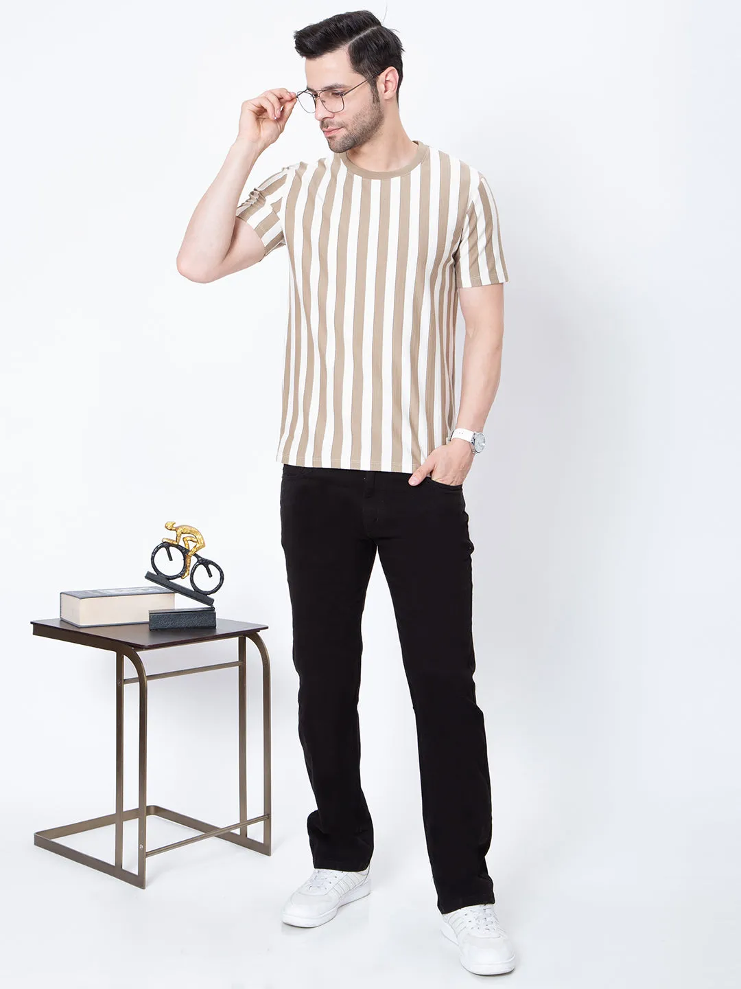 Mens Round Neck Vertical Stripers Tshirt