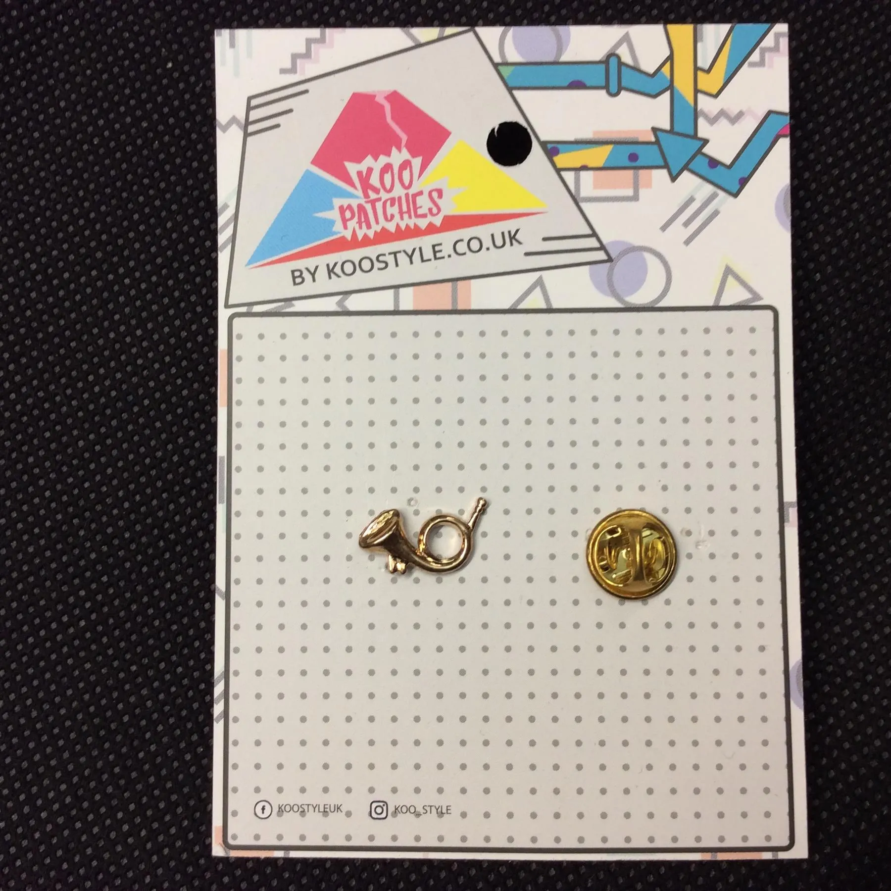 MP0173 - Mini Golden Trumpet Musical Instrument Metal Pin Badge